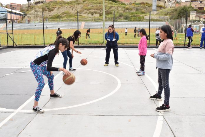 Escuelas deportivas, Centro de Alto Rendimiento y Juegos Escolares  beneficiarán a más de 25 mil niños - Agencia Municipal de Noticias